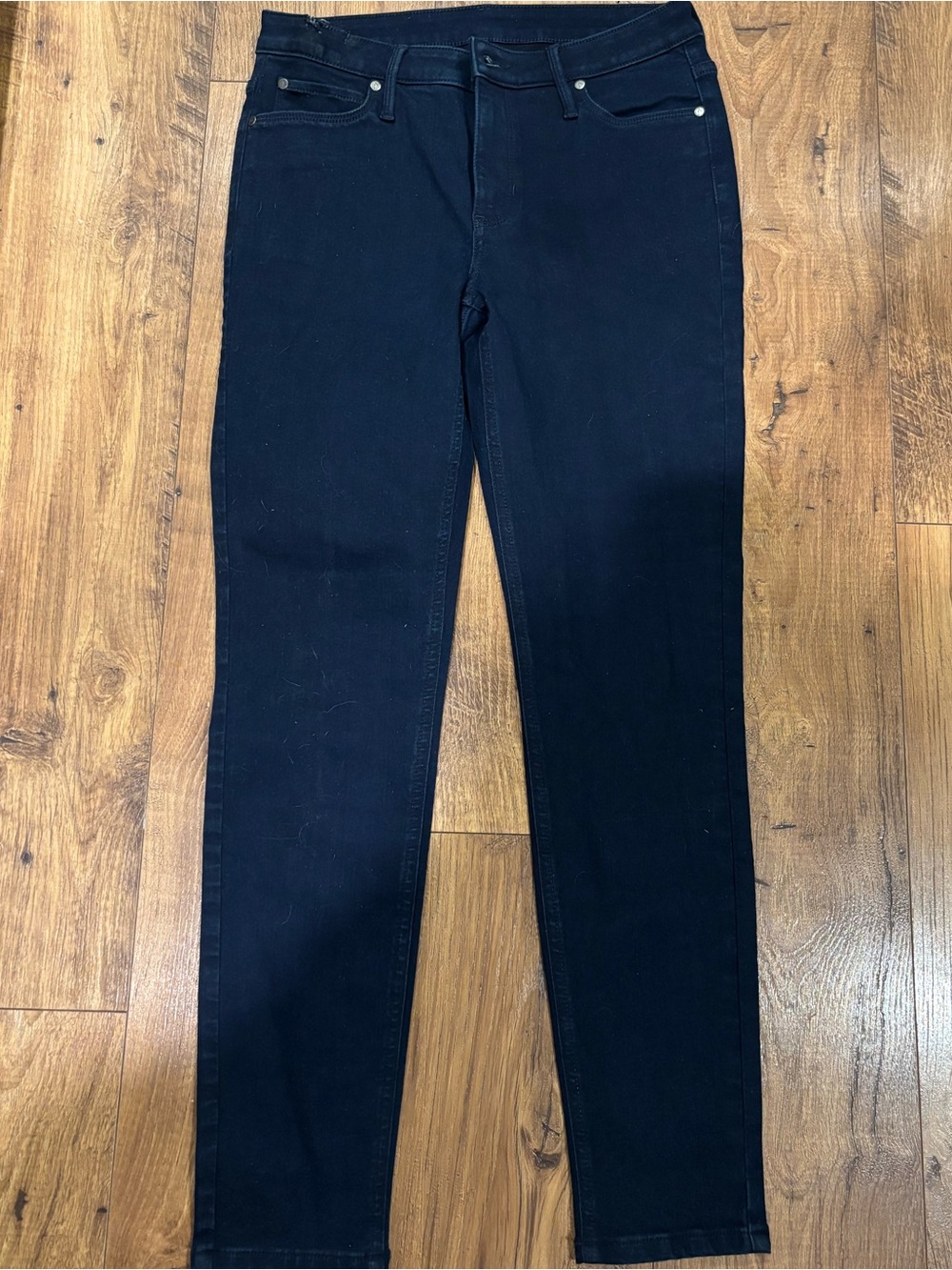 Vera Wang Women’s Slim Jeans
